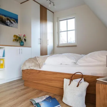 Luxushaus Bodden Mit Sauna Ferienhaus *