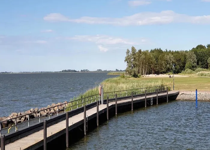Luxushaus Bodden Mit Sauna * Fuhlendorf (Mecklenburg-Vorpommern)